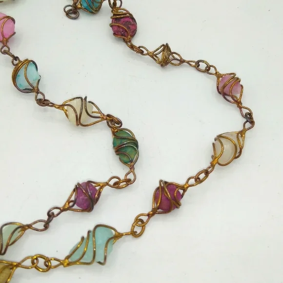 Vintage 1960s Artisan Handmade Wire Wrapped Semi Precious Stone Cage Necklace - Picture 3 of 7